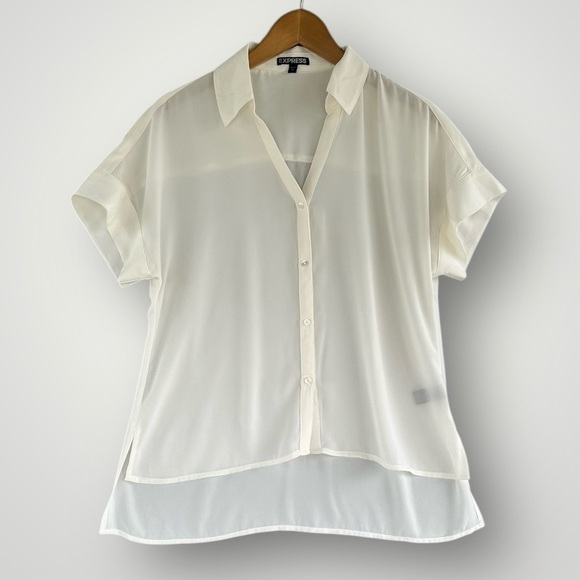 5 for $40 Express Top Blouse Shirt Size M White Short Sleeve - Picture 1 of 7